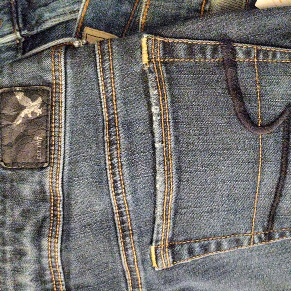American Eagle women's size 2 bootcut jeans - Picture 3 of 5